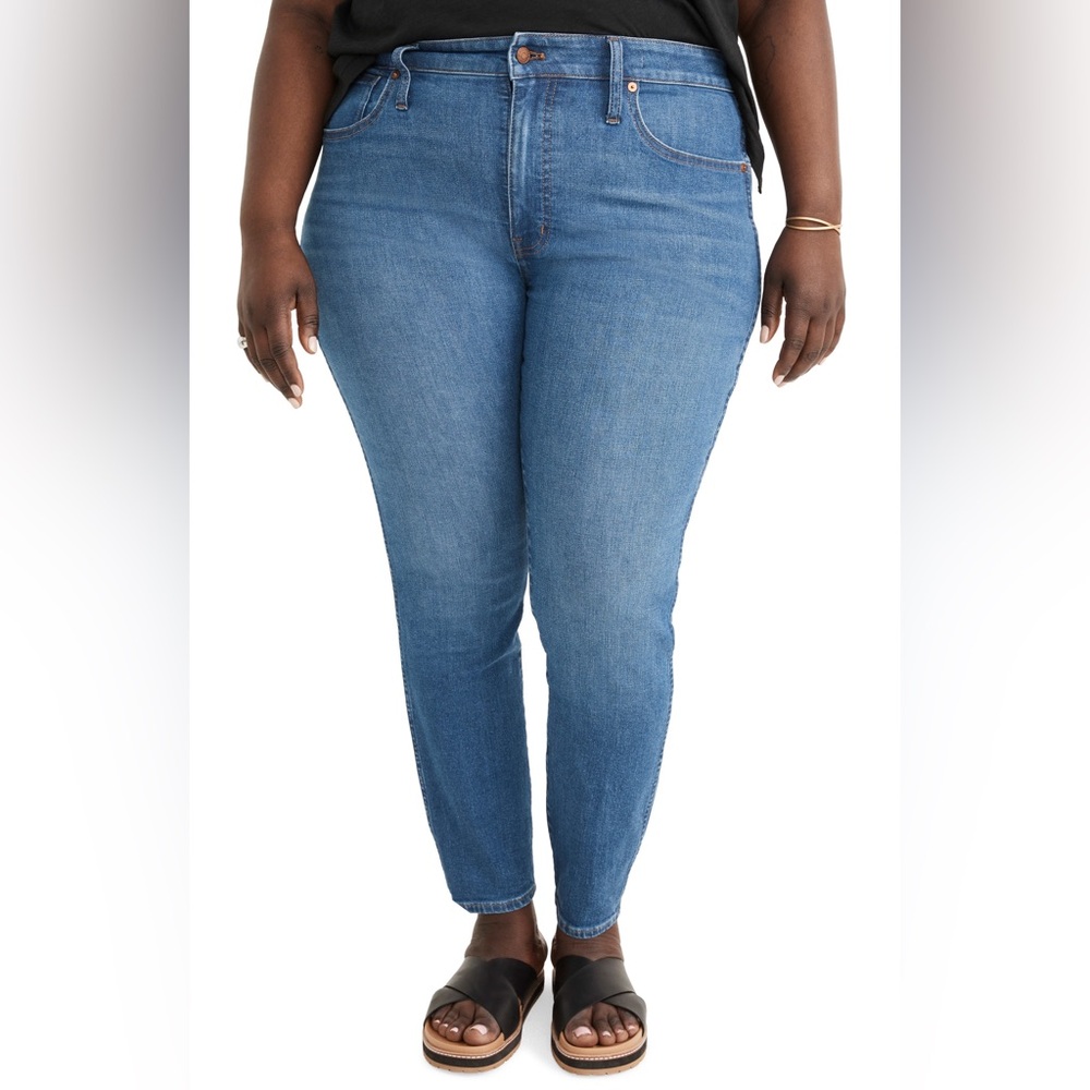 Madewell 10-Inch High Rise Skinny
Jeans (Helmsford wash) (Plus Size) - 16W